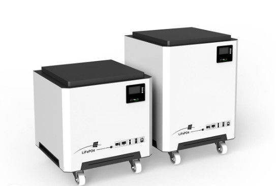 LiFePO4 Felicity batterie au lithium solaire 51.2V 250Ah 10240Wh 12800Wh avec blanc et noir