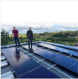 5.5KW/11KW Système solaire complet hors réseau Système de batterie autonome avec blanc